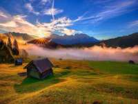 北京辉夜鼎网络科技有限公司